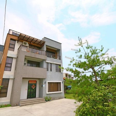 Sakura Love River Bed And Breakfast Dongshan  Bagian luar foto