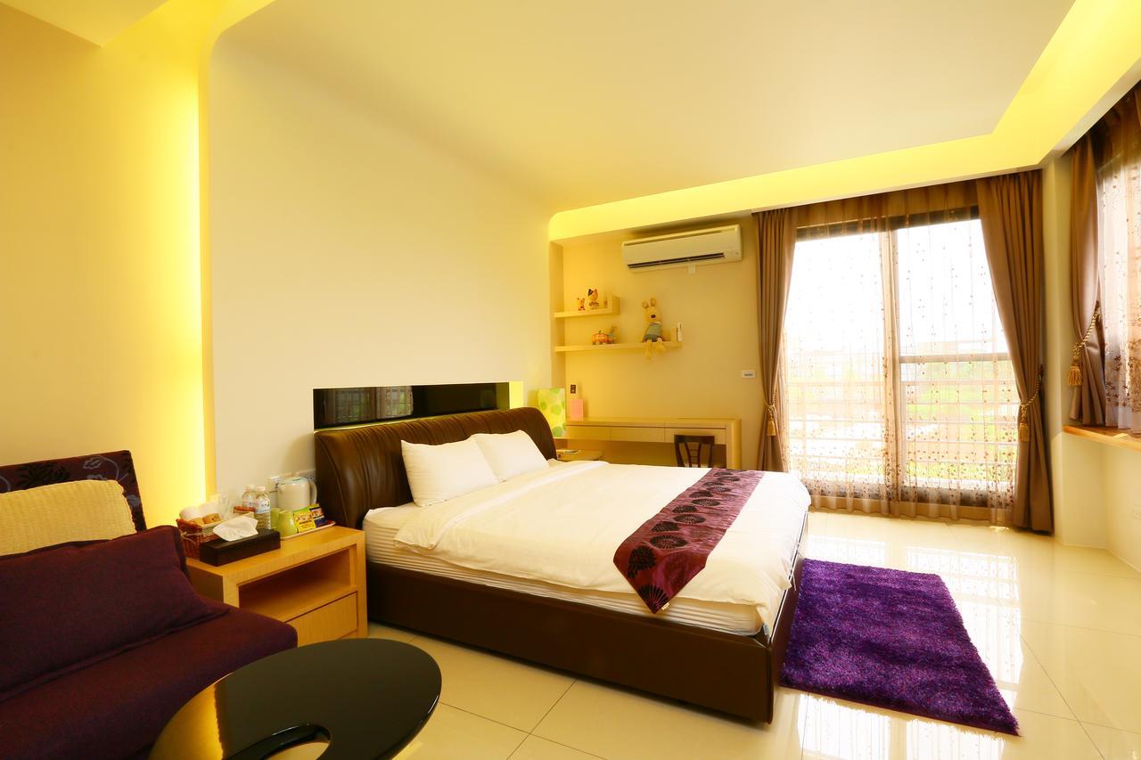 Sakura Love River Bed And Breakfast Dongshan  Bagian luar foto