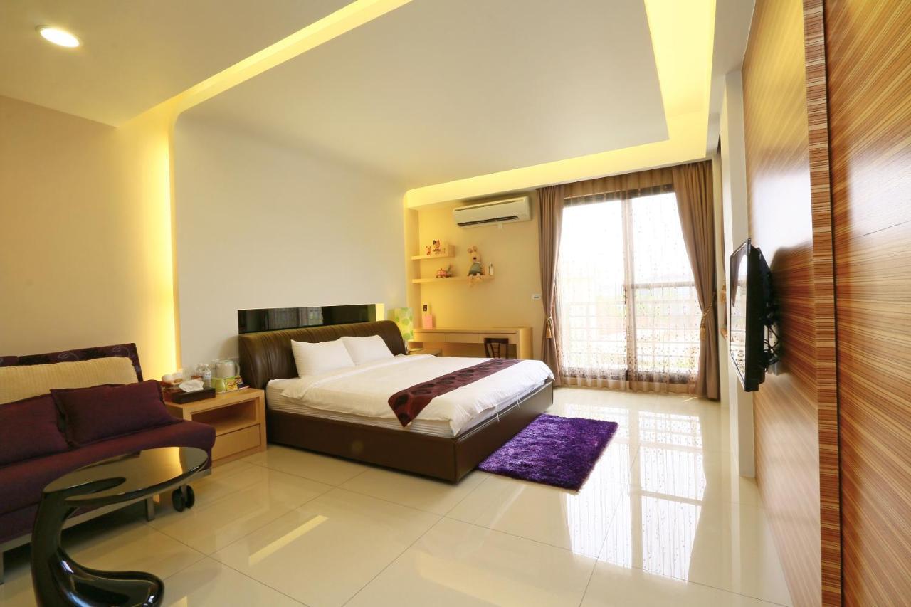 Sakura Love River Bed And Breakfast Dongshan  Bagian luar foto