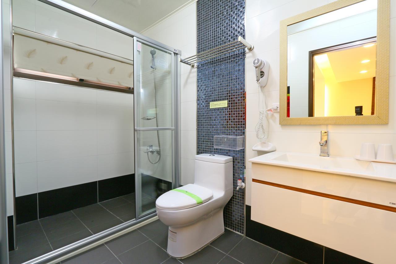 Sakura Love River Bed And Breakfast Dongshan  Bagian luar foto