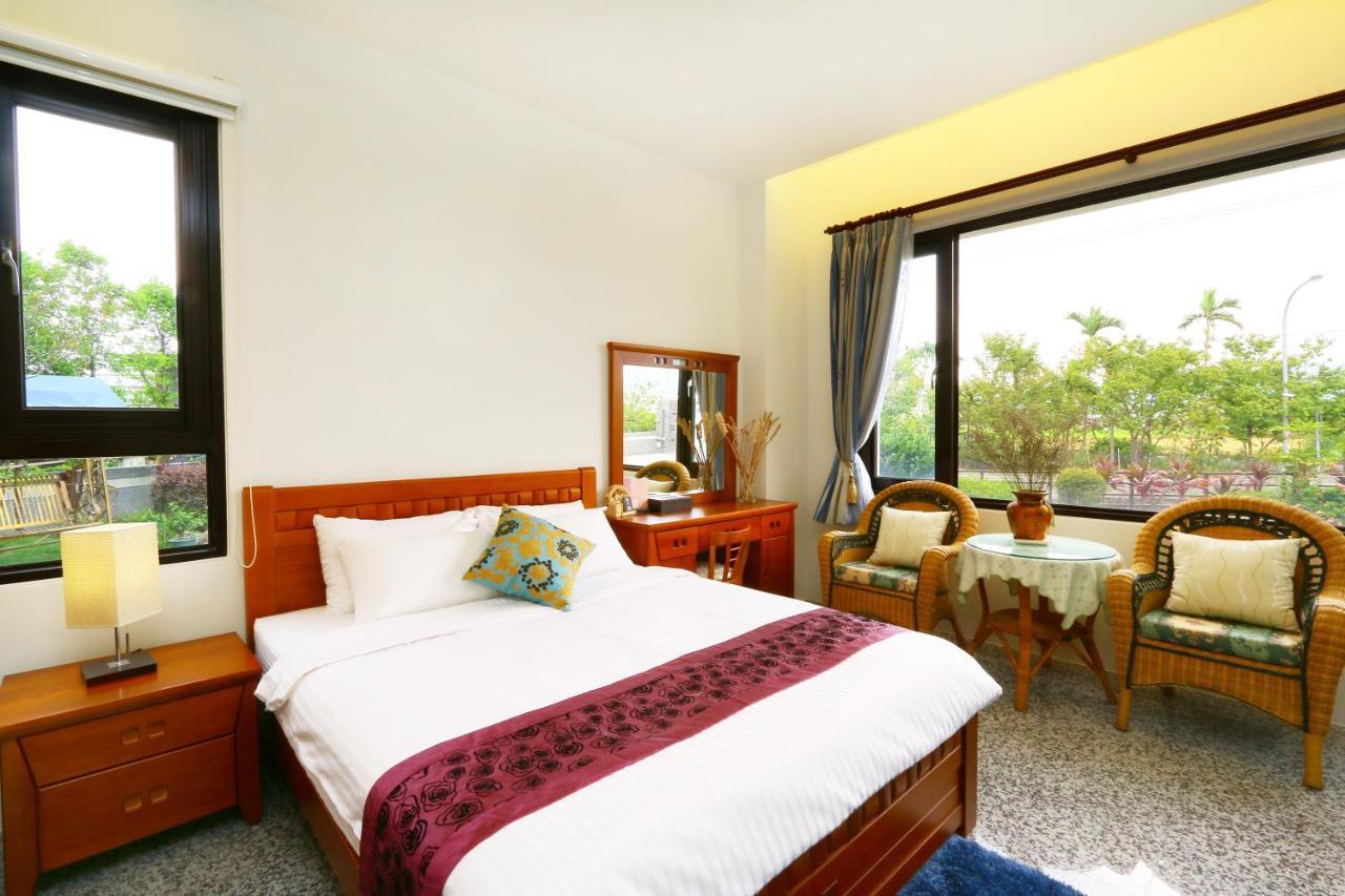 Sakura Love River Bed And Breakfast Dongshan  Bagian luar foto