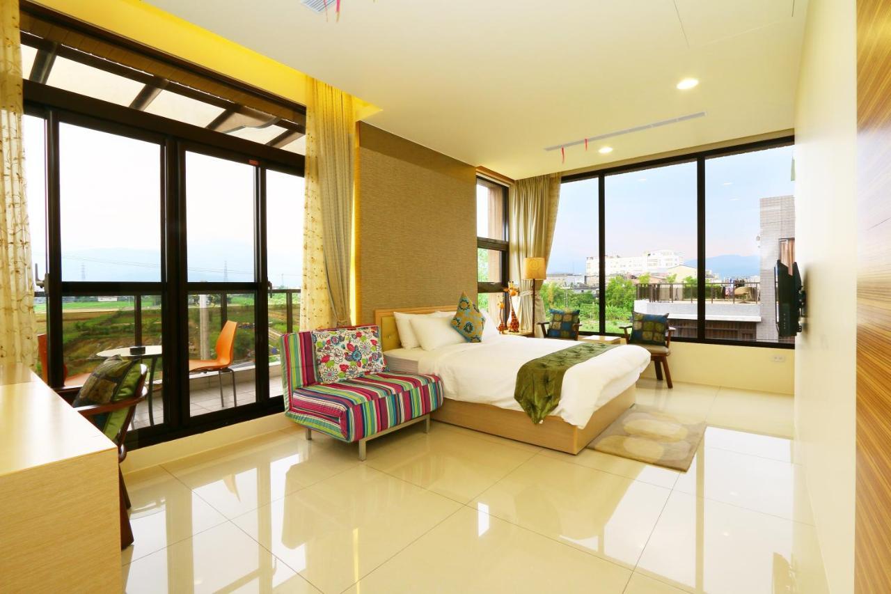 Sakura Love River Bed And Breakfast Dongshan  Bagian luar foto