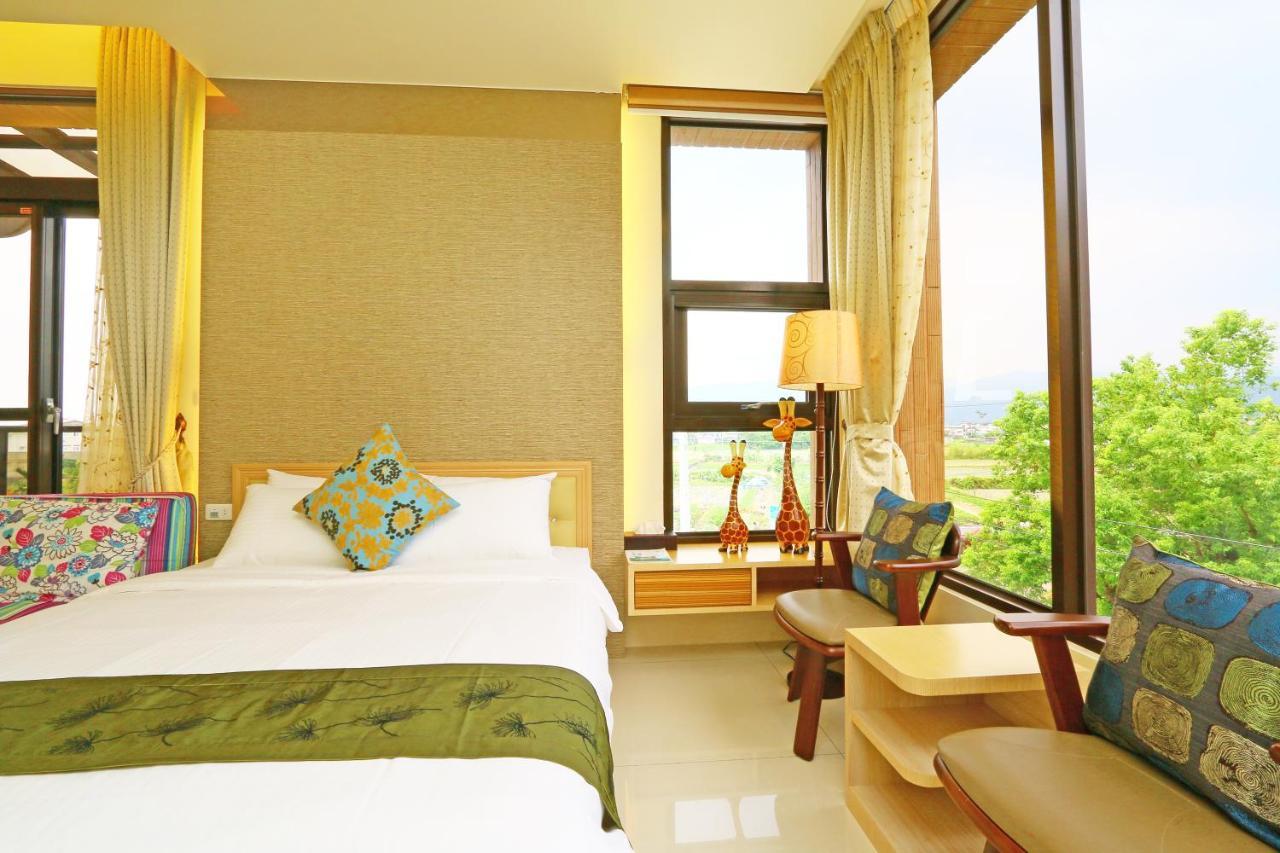 Sakura Love River Bed And Breakfast Dongshan  Bagian luar foto